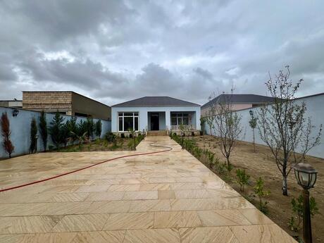 3 otaqlı həyət evi/bağ evi - Novxanı q. - 110 m²