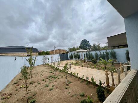 3 otaqlı həyət evi/bağ evi - Novxanı q. - 110 m²