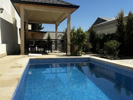 4 otaqlı həyət evi/bağ evi - Şüvəlan q. - 120 m²