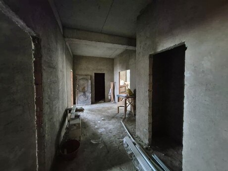 4 otaqlı yeni tikili - Nəsimi r. - 203 m²