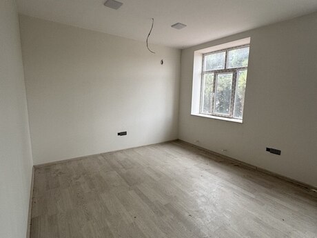 7 otaqlı ofis - Böyükşor q. - 175 m²