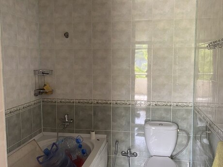 4 otaqlı həyət evi/bağ evi - Xızı - 280 m²