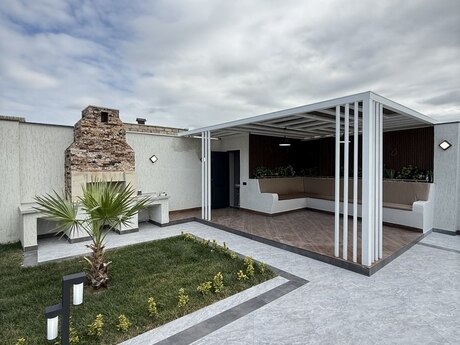 4 otaqlı həyət evi/bağ evi - Mərdəkan q. - 165 m²