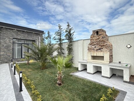4 otaqlı həyət evi/bağ evi - Mərdəkan q. - 165 m²