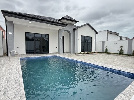 4 otaqlı həyət evi/bağ evi - Mərdəkan q. - 135 m²