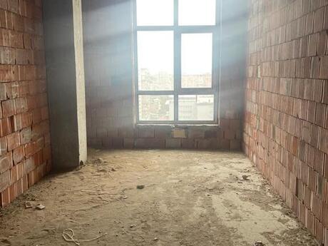 1 otaqlı yeni tikili - İnşaatçılar m. - 47 m²