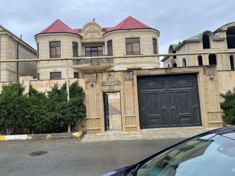 5 otaqlı həyət evi/bağ evi - Biləcəri q. - 240 m²