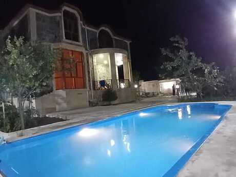 5 otaqlı həyət evi/bağ evi - İsmayıllı - 206 m²