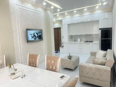 2-room apartment for rent, 65 m², 28 May: 1 000 ₼/mo 2