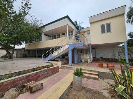 4 otaqlı həyət evi/bağ evi - Şüvəlan q. - 110 m²