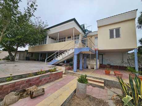 4 otaqlı həyət evi/bağ evi - Şüvəlan q. - 110 m²