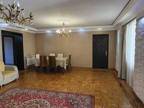 4 otaqlı köhnə tikili - İnşaatçılar m. - 110 m²
