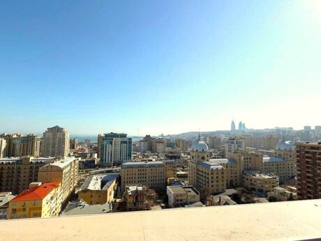 5 otaqlı yeni tikili - Sahil m. - 268 m²