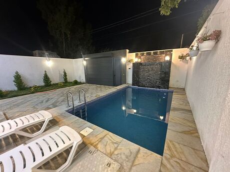 4 otaqlı həyət evi/bağ evi - Şüvəlan q. - 120 m²