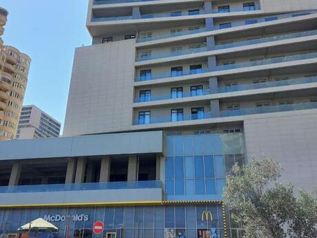 Satılır 3 otaqlı yeni tikili 148.5 m², 8 Noyabr m.