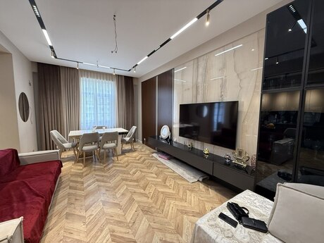 3-комнатная квартира, 120 м², Renessans Palace: 610 000 ₼ 2