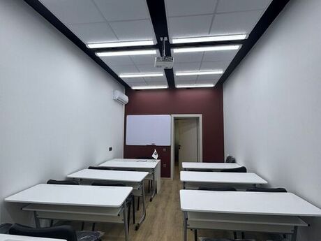 4-комн. офис - м. Элмляр Академиясы - 100 м²