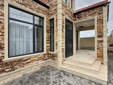 4 otaqlı həyət evi/bağ evi - Buzovna q. - 140 m²
