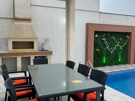 4 otaqlı həyət evi/bağ evi - Şüvəlan q. - 160 m²