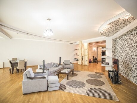 4-комн. новостройка - Насиминский  р. - 240 м²
