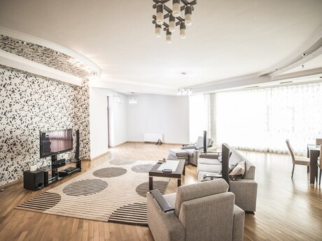 4-комн. новостройка - Насиминский  р. - 240 м²