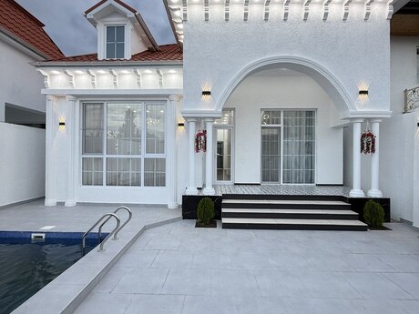 4 otaqlı həyət evi/bağ evi - Buzovna q. - 140 m²