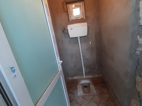 3 otaqlı həyət evi/bağ evi - Novxanı q. - 150 m²