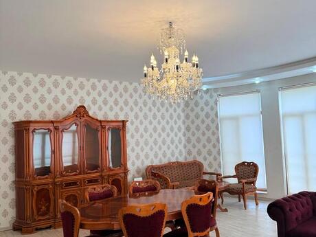 3 otaqlı yeni tikili - Şah İsmayıl Xətai m. - 157 m²