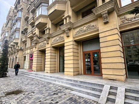 Elan №5524809 - Bakı, Nəriman Nərimanov m., 180 m²