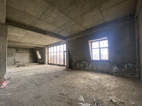 9 otaqlı yeni tikili - Nizami m. - 500 m²