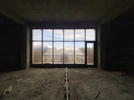 9 otaqlı yeni tikili - Nizami m. - 500 m²