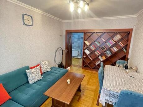 3 otaqlı köhnə tikili - Şah İsmayıl Xətai m. - 80 m²