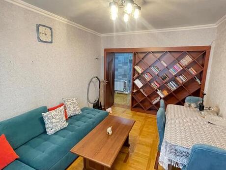 3 otaqlı köhnə tikili - Şah İsmayıl Xətai m. - 80 m²