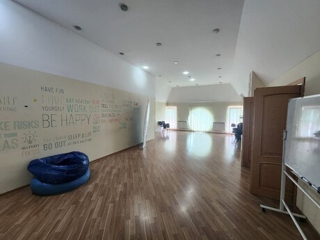 7 otaqlı ofis - Nizami m. - 400 m²