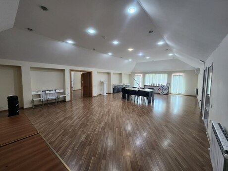 7 otaqlı ofis - Nizami m. - 400 m²