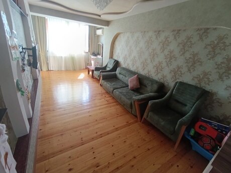3-комн. вторичка - м. Гянджлик - 80 м²