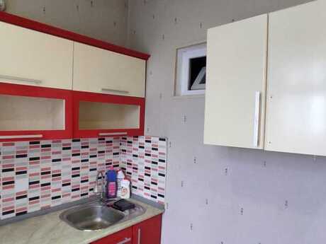 1 otaqlı köhnə tikili - Bakıxanov q. - 38 m²