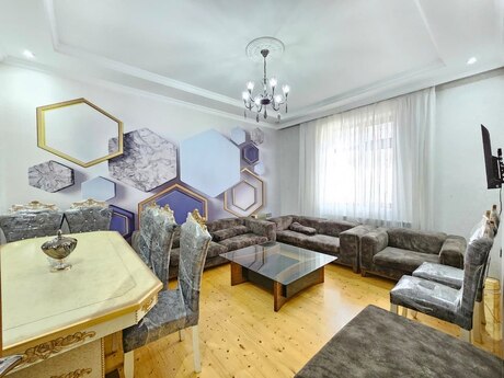 4 otaqlı həyət evi/bağ evi - Xırdalan - 130 m²