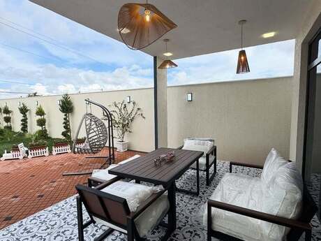 4 otaqlı həyət evi/bağ evi - Mərdəkan q. - 170 m²