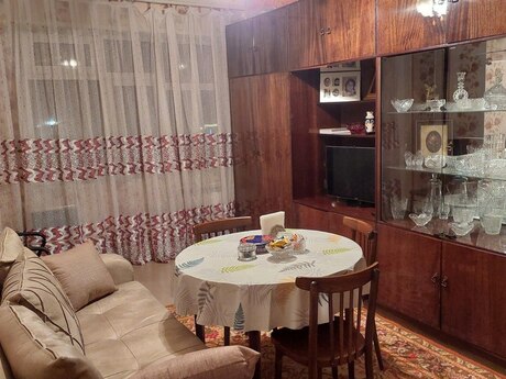 2 otaqlı köhnə tikili - Xətai r. - 65 m²
