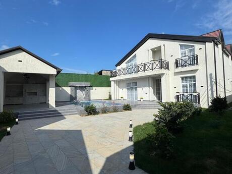 6 otaqlı həyət evi/bağ evi - Şüvəlan q. - 250 m²