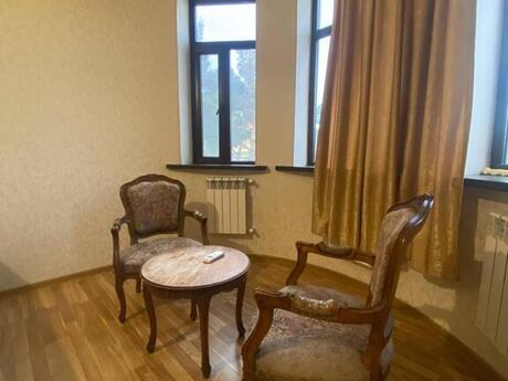 3 otaqlı həyət evi/bağ evi - Mərdəkan q. - 110 m²