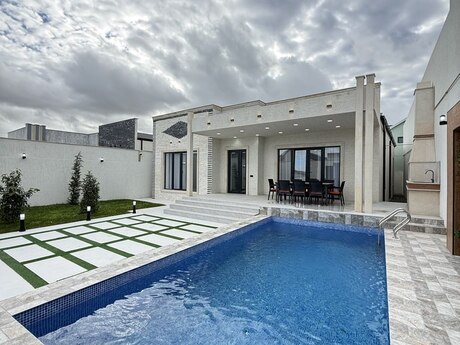 4 otaqlı həyət evi/bağ evi - Şüvəlan q. - 170 m²