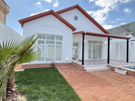 4 otaqlı həyət evi/bağ evi - Mərdəkan q. - 140 m²