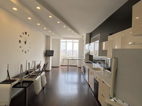 3 otaqlı mənzil, 130 m², Yasamal: 298 000 ₼ 5