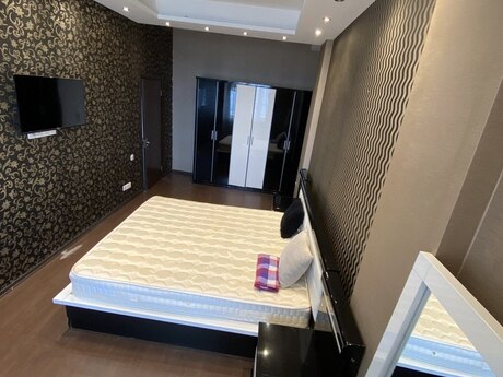 3 otaqlı mənzil, 130 m², Yasamal: 298 000 ₼ 2