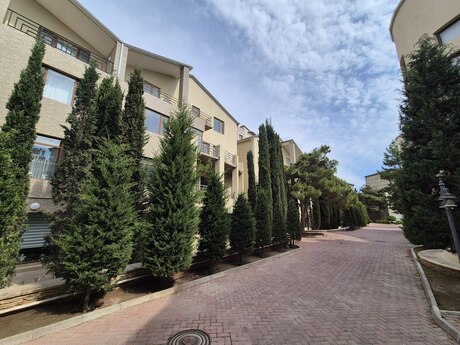 Elan №5531435 - Bakı, Səbail r., 8 otaqlı, 493.5 m²