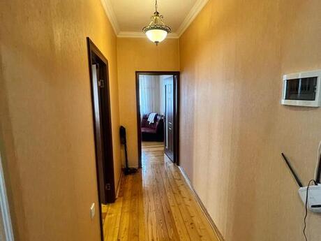 2 otaqlı köhnə tikili - Azadlıq Prospekti m. - 70 m²