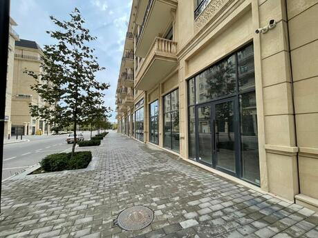 Obyekt - Ağ şəhər q. - 440 m²