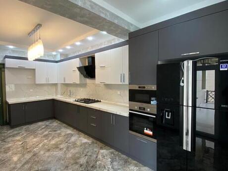 4 otaqlı yeni tikili - 28 May m. - 195 m²